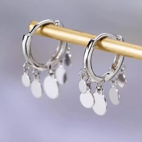 NEW 925 STERLING SILVER SMALL CIRCLE HOOP EARRINGS, NICE EARRINGS, CUTE EARRINGS - Picture 1 of 7